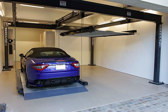 Platform Parking Lift Maximizes Garage Space Without Expansion