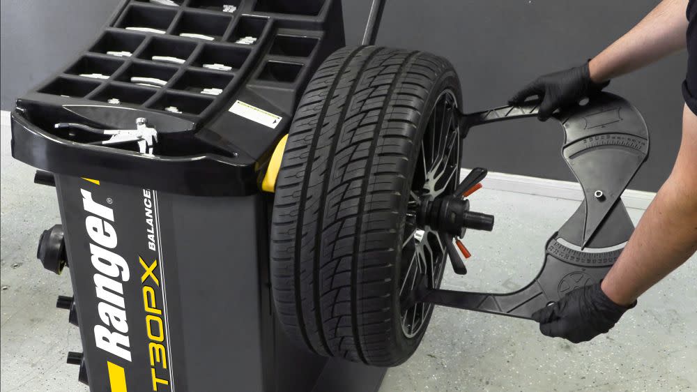 Ranger DST30PX Professional Wheel Balancer
