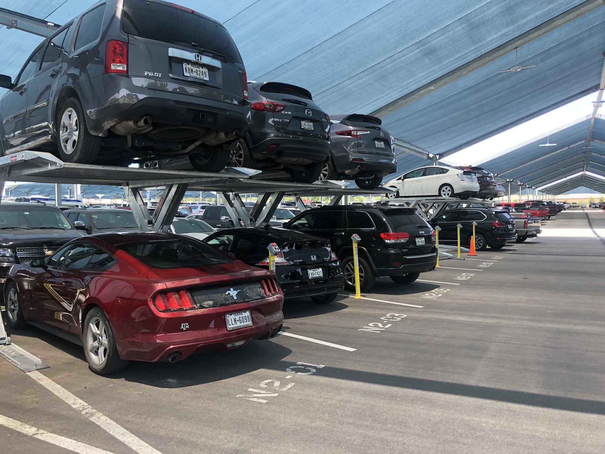 autostacker-a6s-a6w-outdoor-parking-shade-tent-multiple-lifts