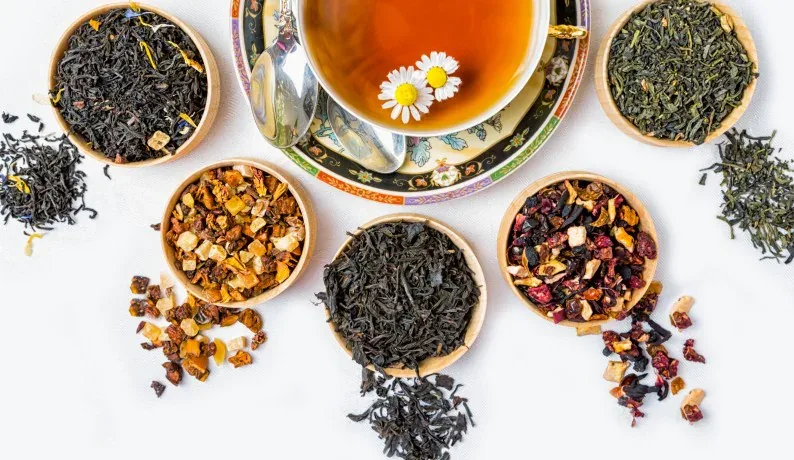 10 STEPS YOUR TEA WENT THROUGH BEFORE GETTING TO YOUR CUP