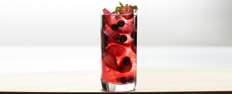 ICED ACAI BLUEBERRY GREEN TEA image