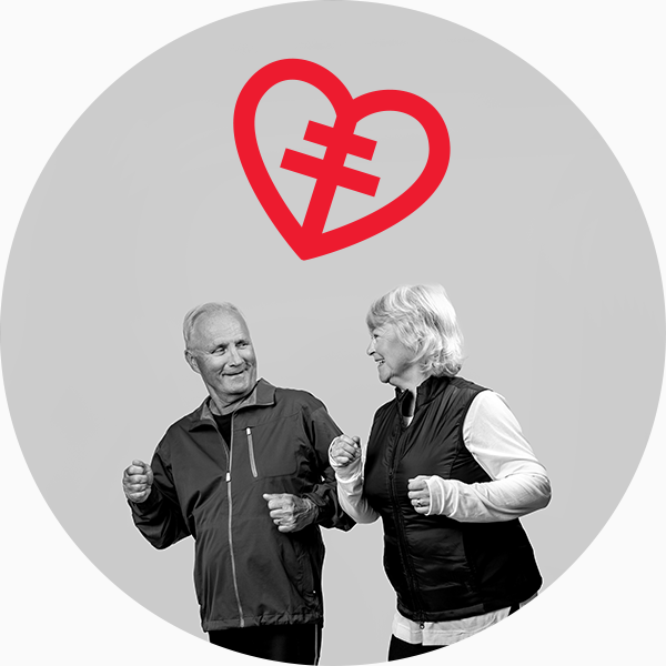 Man och kvinna joggar