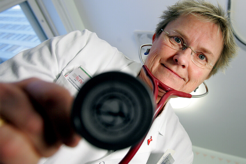 Eva Swahn, ansvarig forskare för studien, professor och överläkare vid Linköpings universitet.