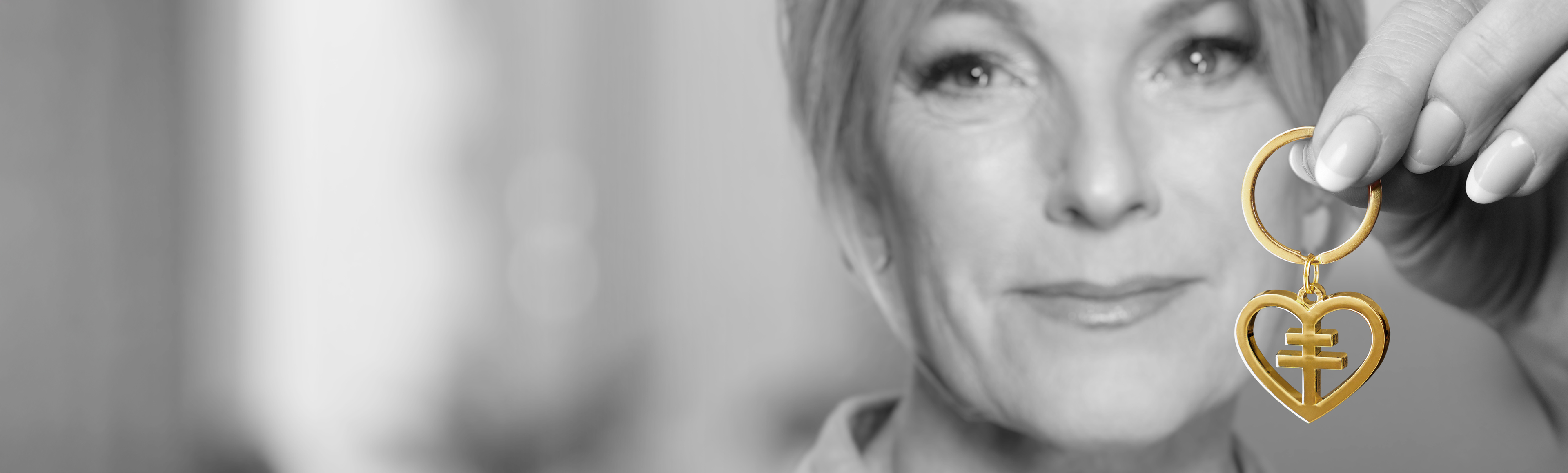 Kristina med en nyckelring