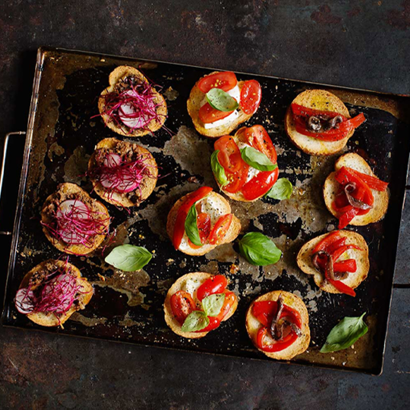 Crostinis på en form.