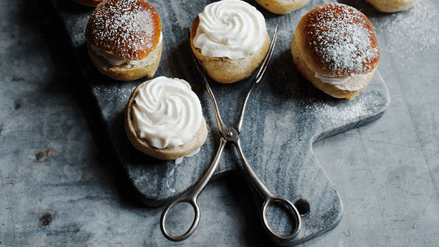 Minisemlor med apelsinsmak