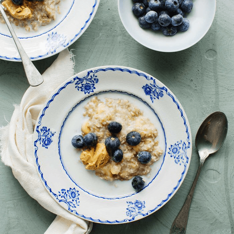 Gröt med banan och jordnötssmör