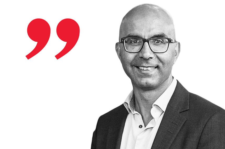 Kevin Mani, Professor