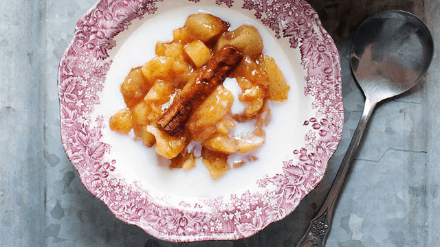 Lättsockrad äppelkräm