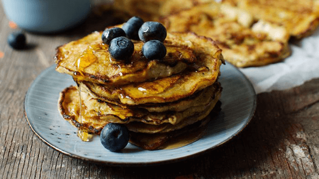 Bananpannkakor med blåbär