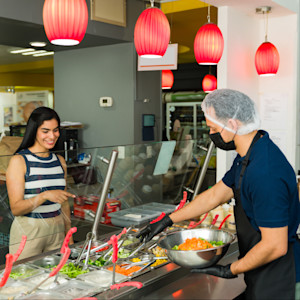 The Importance of Practicing Safe Hygiene as a Food Industry Worker