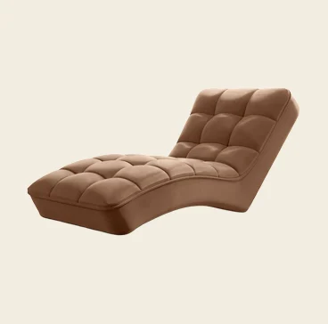 Szezlong Loren w kolorze brązowym, pikowany i profilowany; designerska leżanka do odpoczynku, czytania i krótkiej drzemki.