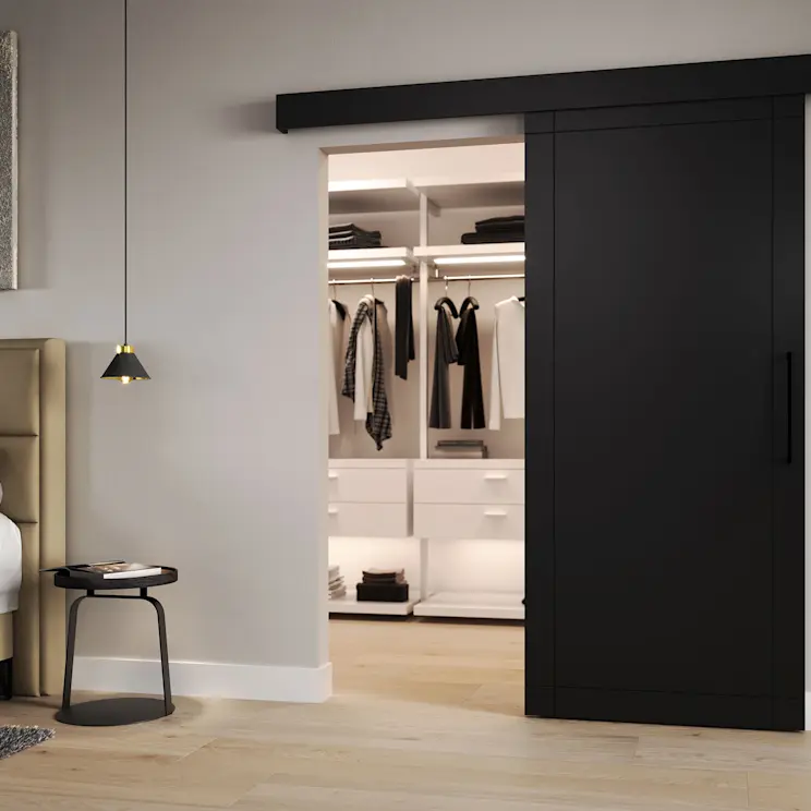 Drzwi przesuwne Charlise SD-CHA-B, lampa Detmer LA-DET-HA1-BG, łóżko Safiro Nube 20 SAF_01_1.4 [pomieszczenie MAŁE 824:772]