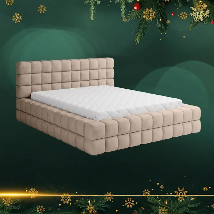 Łóżko Dizzle tapicerowane w beżowym odcieniu przedstawione na świątecznej grafice ELTAP z zielonym tłem, bombkami i złotymi śnieżynkami.