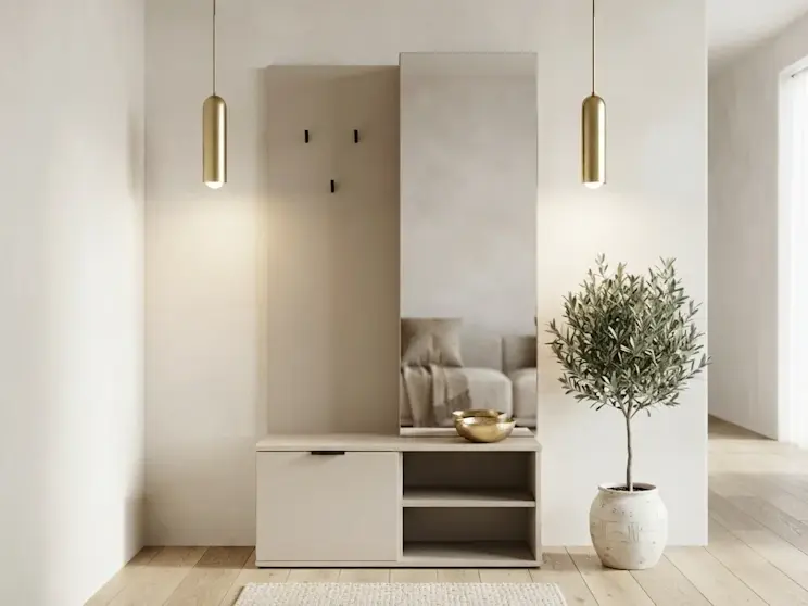 Garderoba do przedpokoju Ottura z lustrem i otwartymi półkami ułatwia organizację codziennie używanych akcesoriów. Kaszmirowe wykończenie nadaje wnętrzu elegancki i harmonijny wygląd.