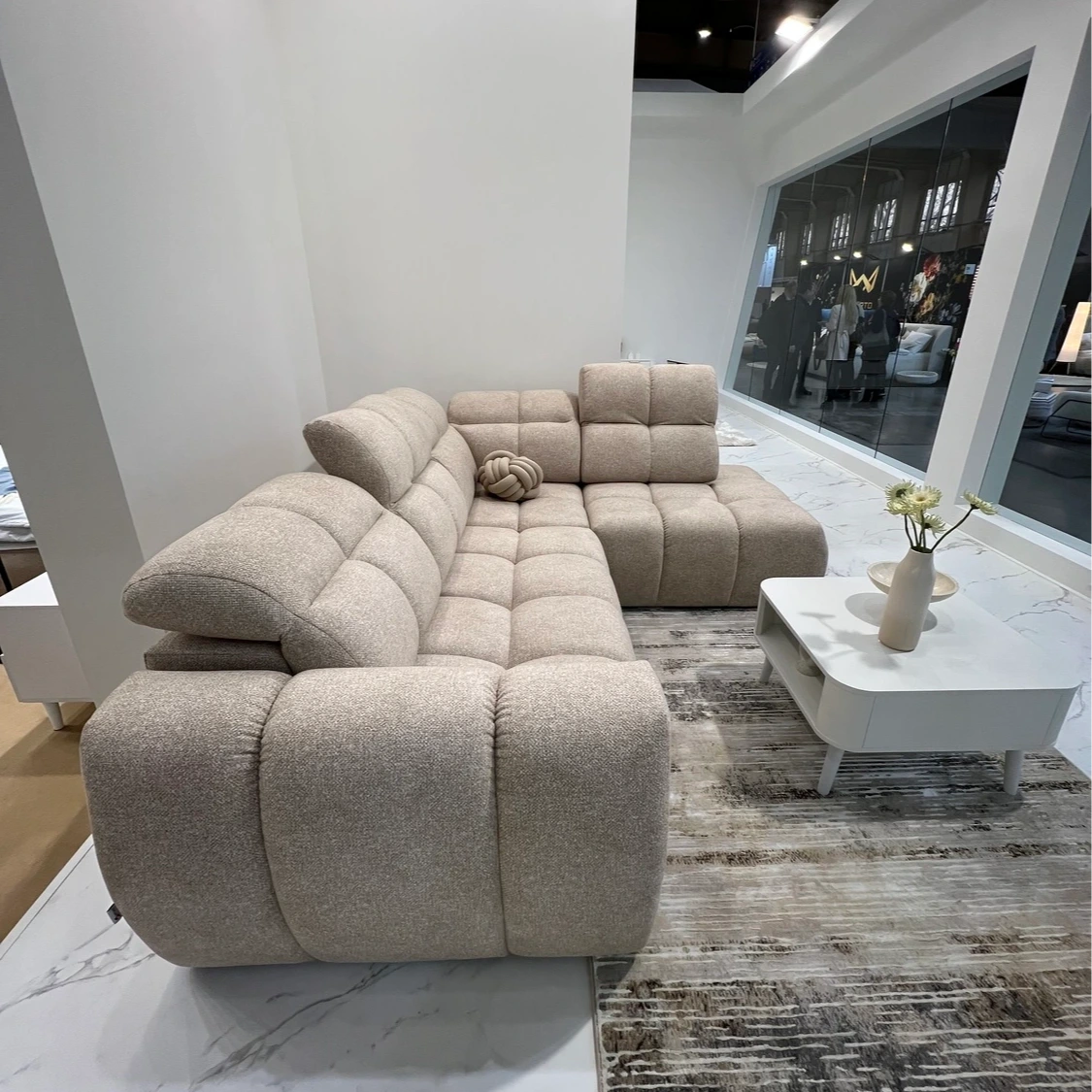 Nowosc w ofercie ELTAP naroznik z przeszyciami