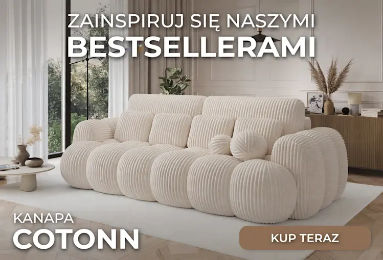 Kanapa Cotonn w jasnej prążkowanej tkaninie z obłymi podłokietnikami, miękkimi poduszkami i głębokim siedziskiem w salonie