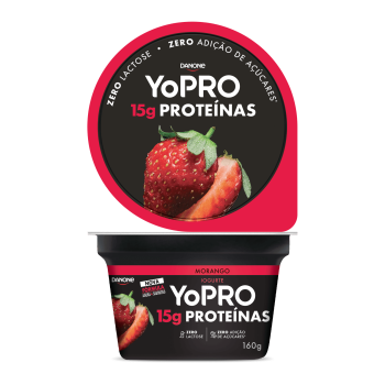 YoPro Iogurte Colherável sabor Morango com 15g de proteínas