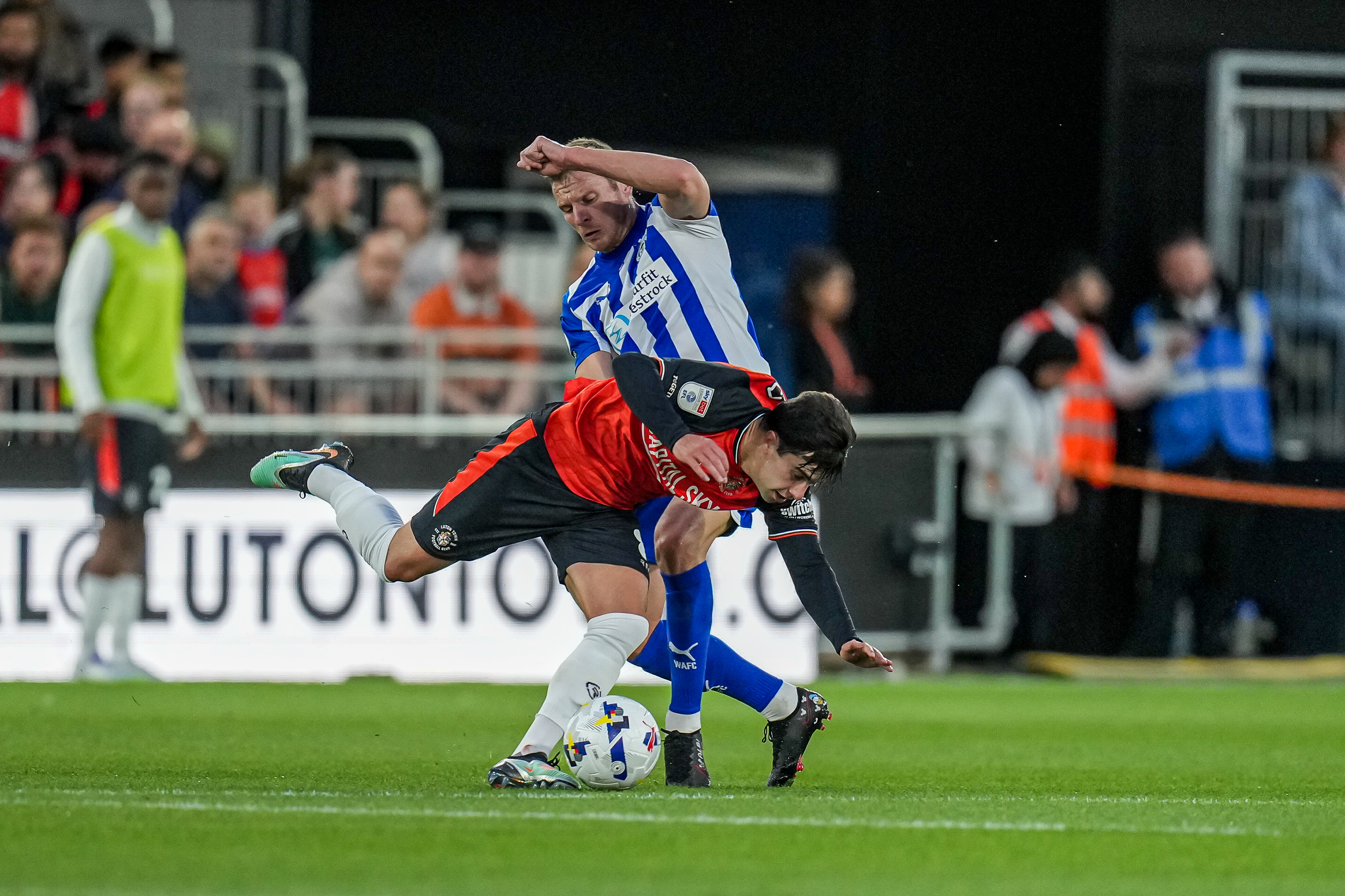 PMI Luton v Wigan 19AUG25 0039 Image