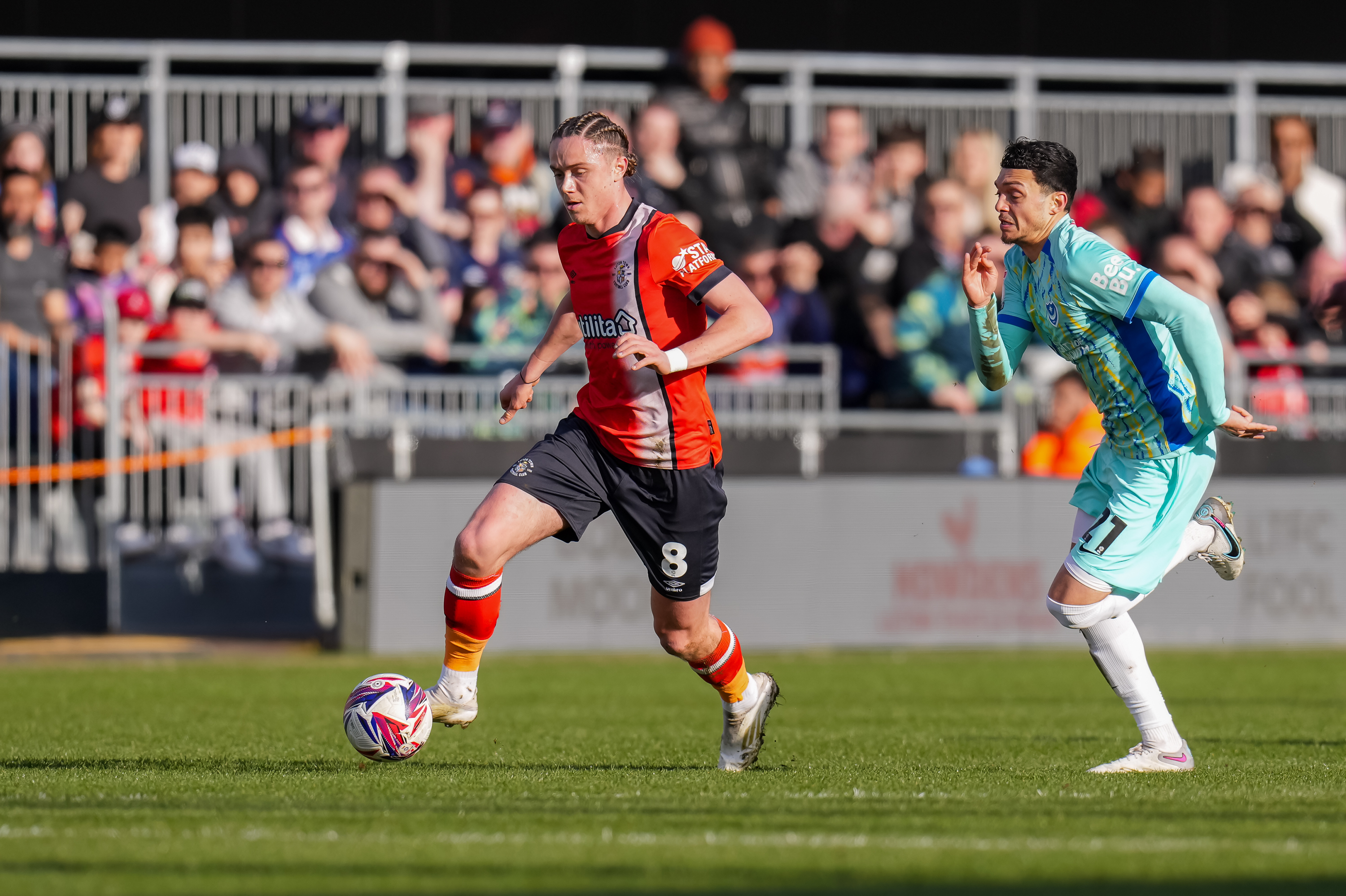 PMI Luton v Portsmouth 01MAR25 0017 Image
