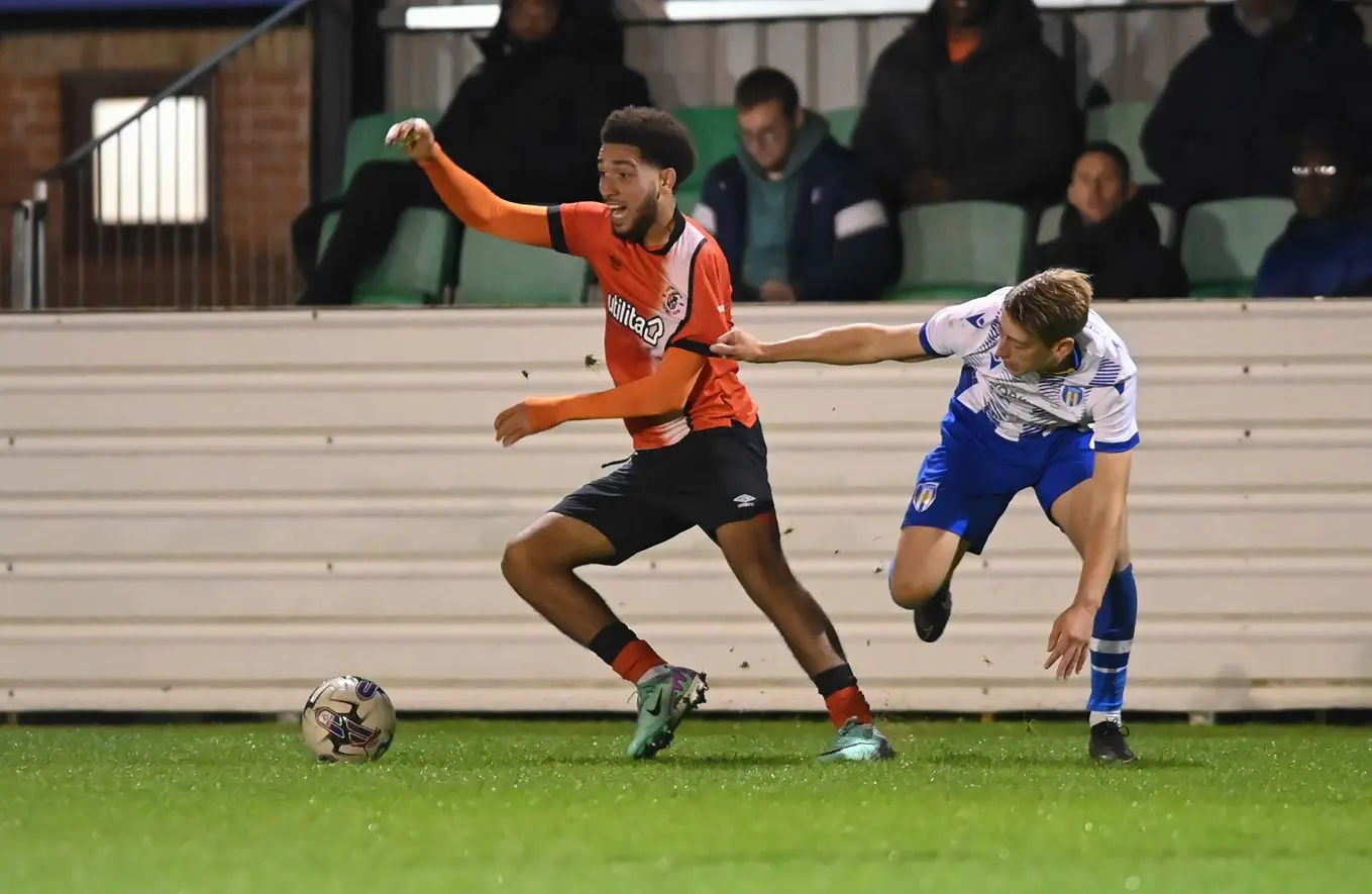 colchester-united-v-luton-town-031.jpg