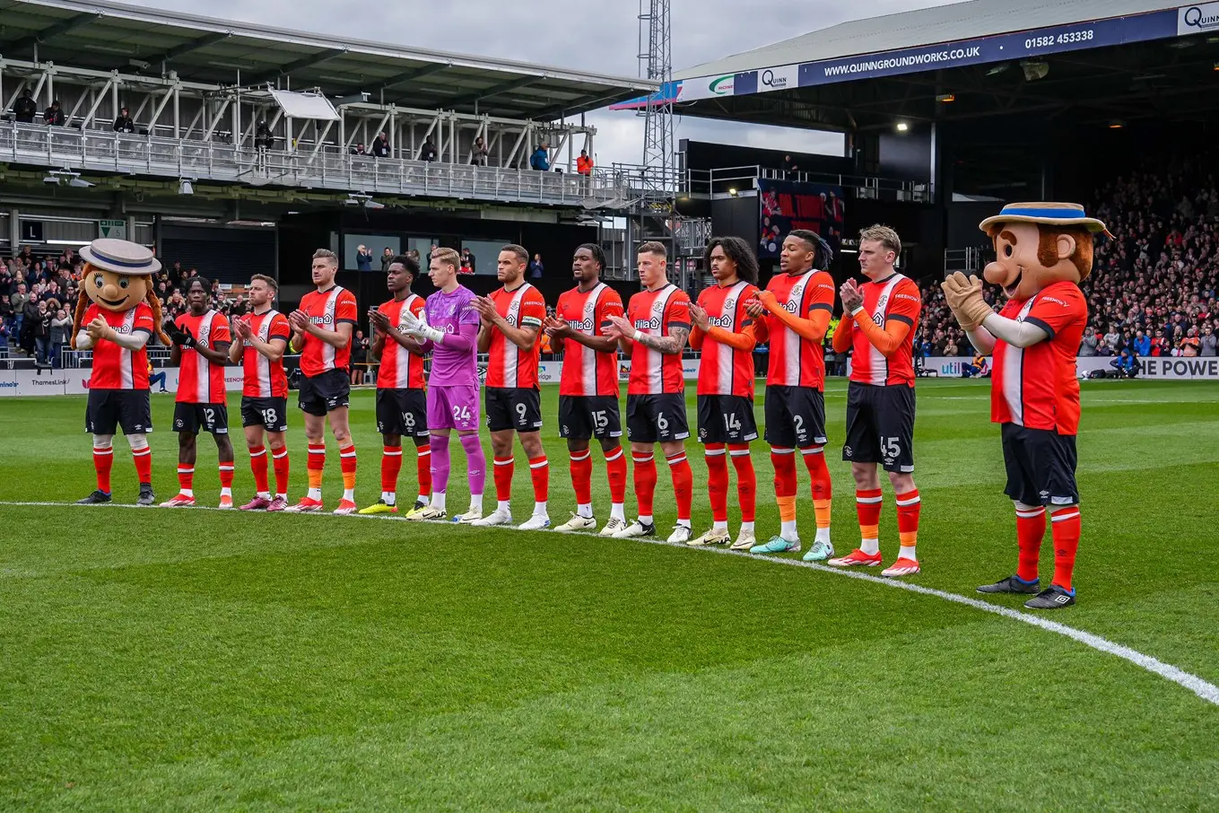 ltfc_luton_v_brentford_20apr24_012.jpg