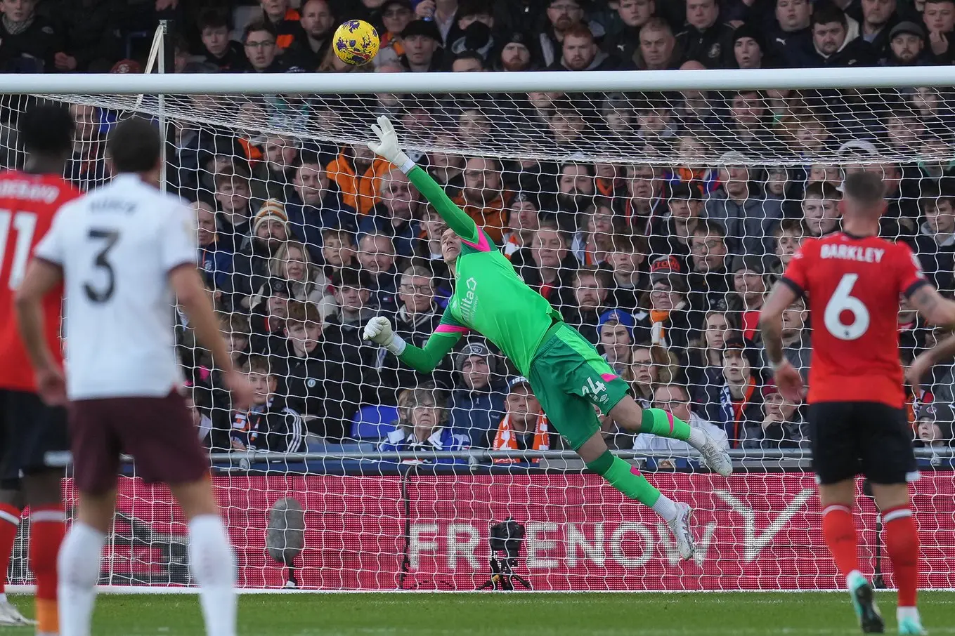 ltfc_luton_v_mancity_10dec23_054.jpg