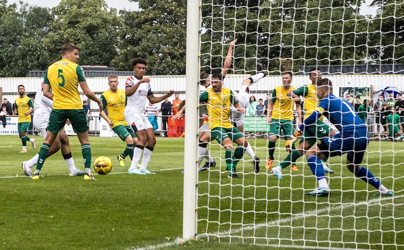 hitchin-town-v-luton-town-2023-24-pre-season-friendly_050.jpg