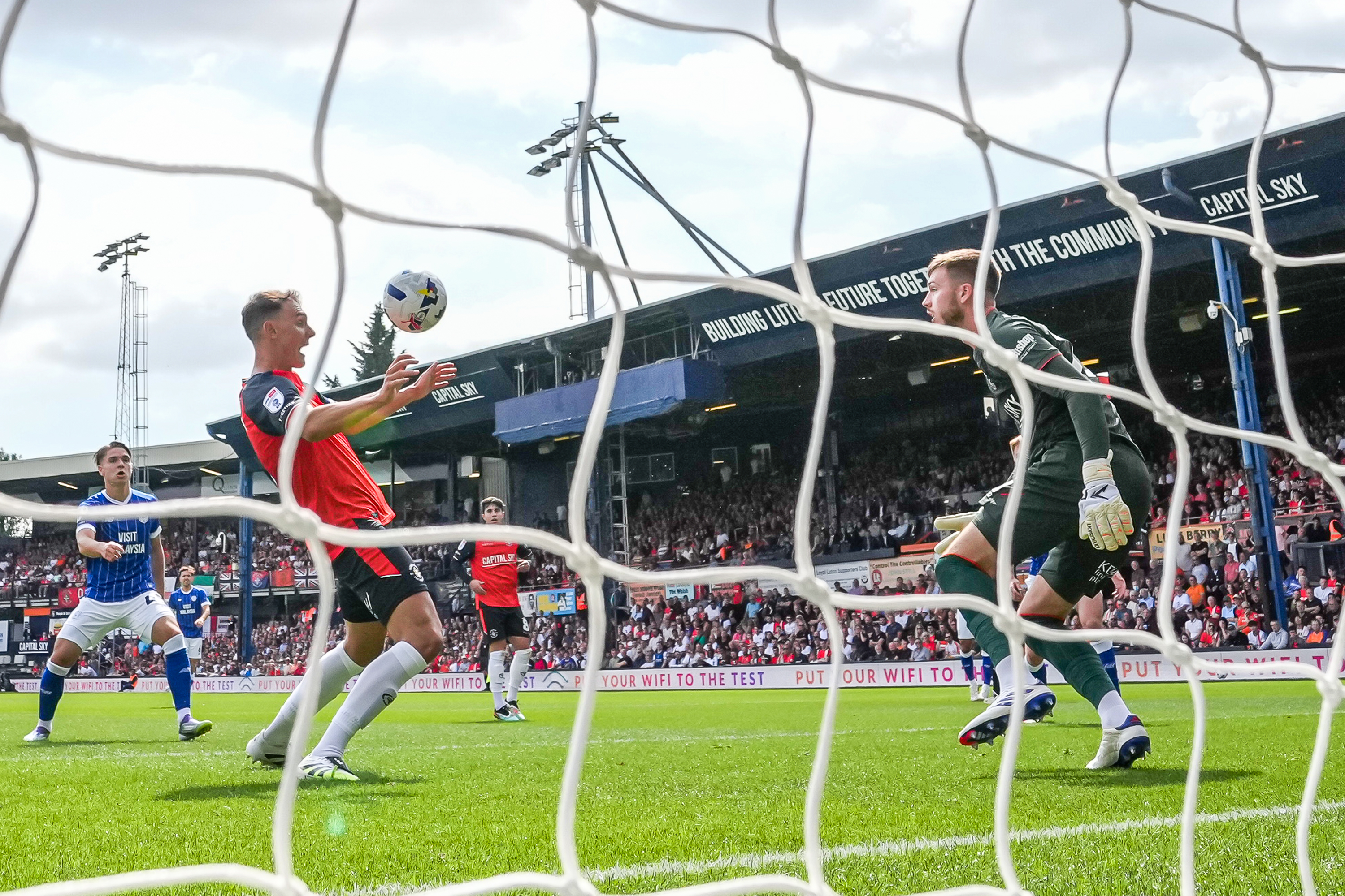 PMI Luton v Cardiff 23AUG25 0010 Image