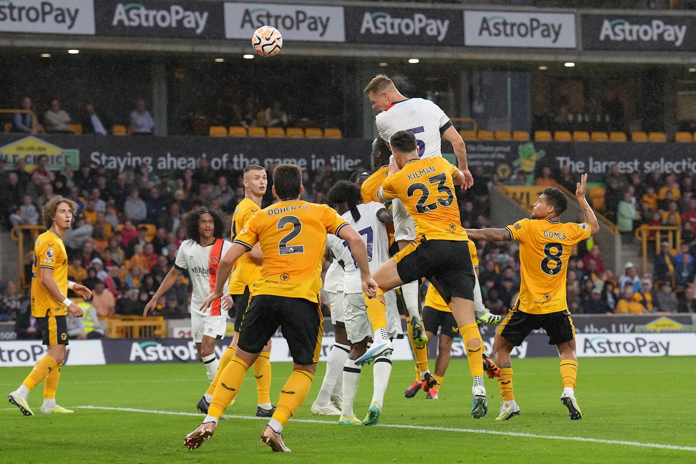 pmi_wolves_v_luton_020823_061.jpg