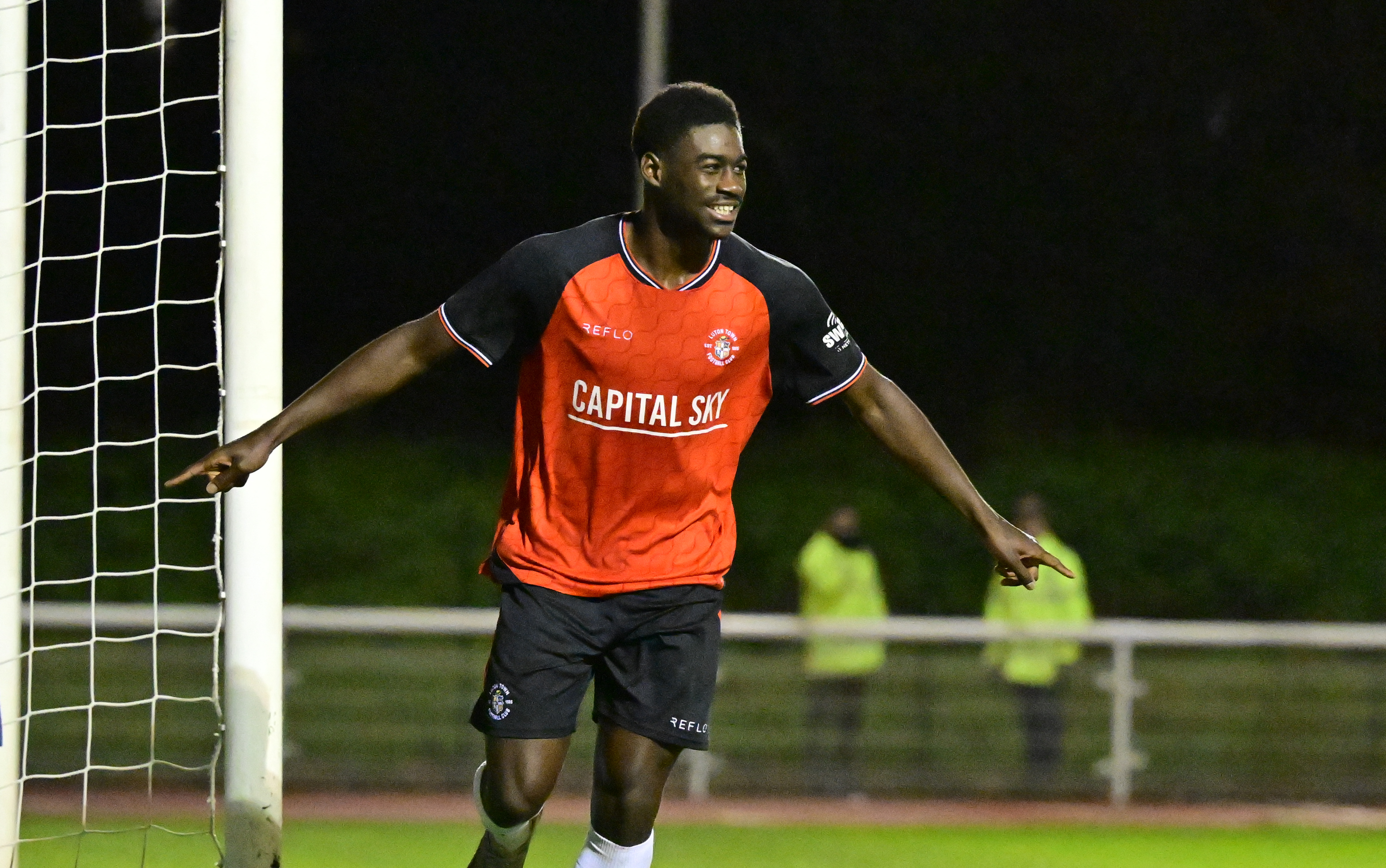 Luton Town v Exeter City 060 Image