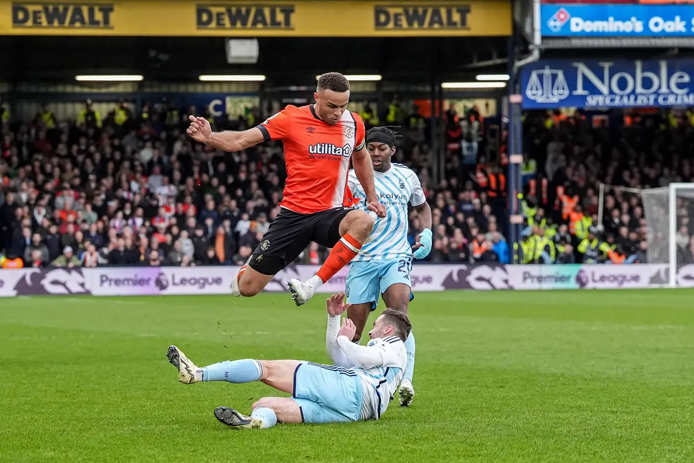 ltfc_luton_nottingham_forest_01jan24_090.jpg