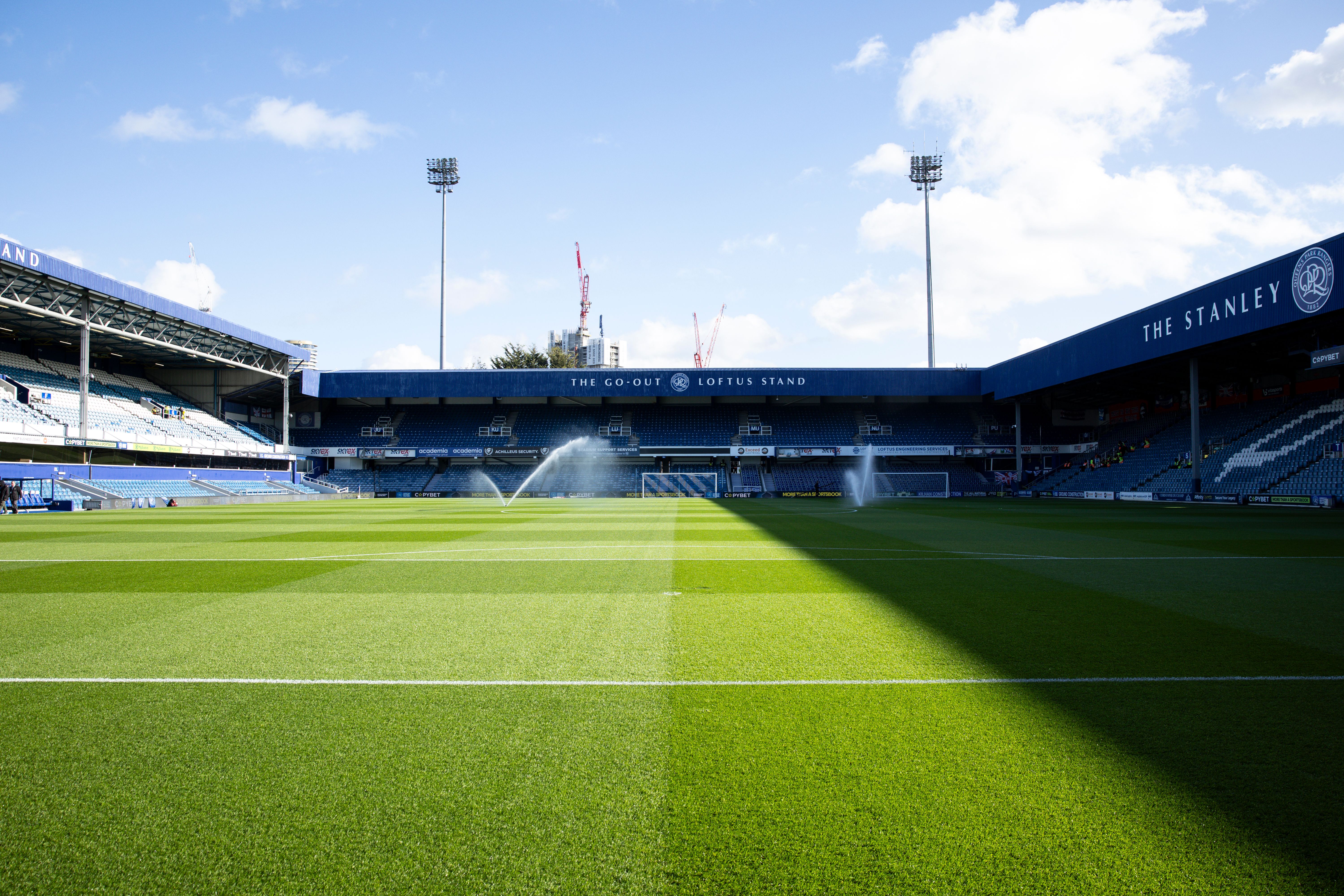 Loftus Road gv