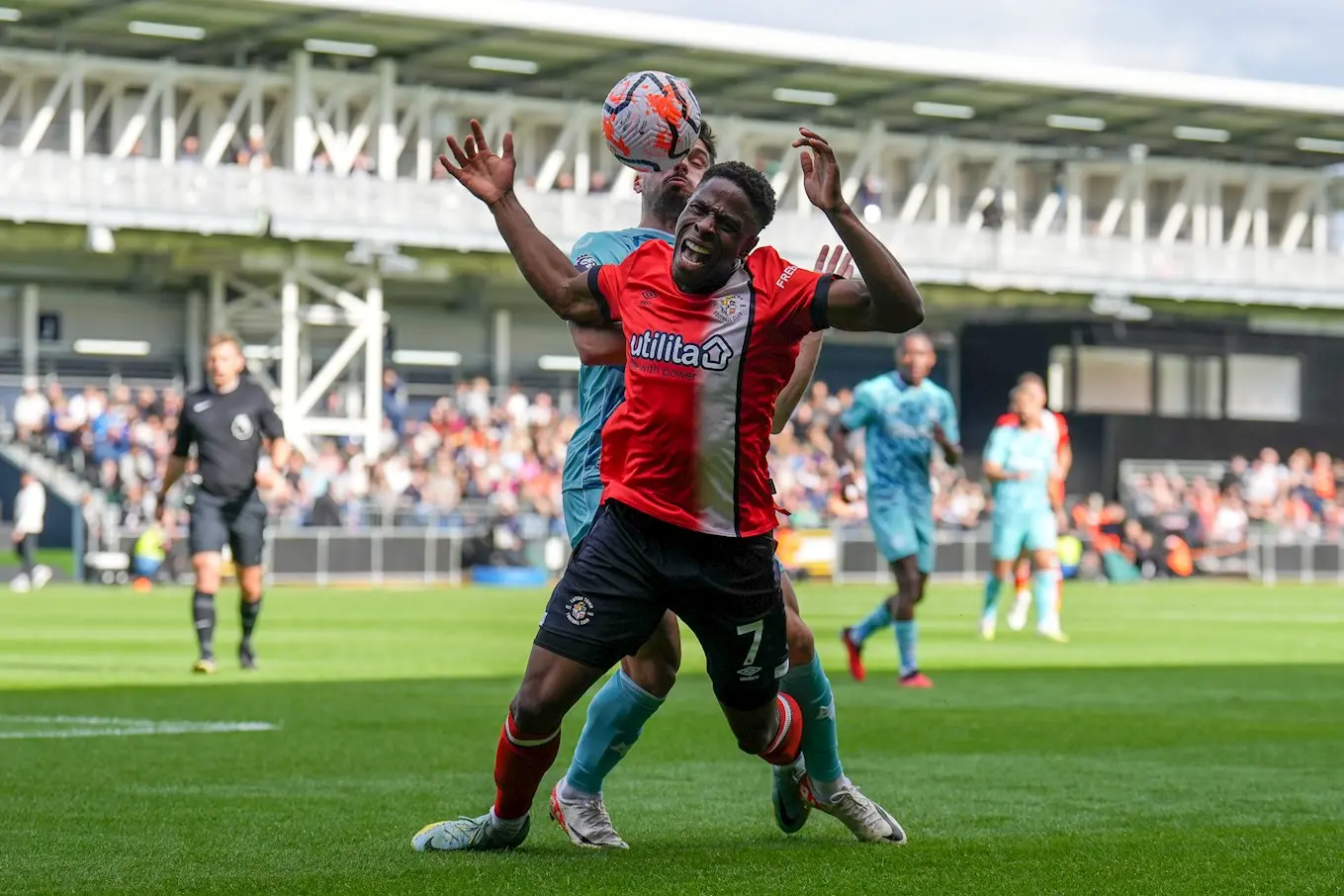 ltfc_luton_v_wolves_23sep23_0025.jpg