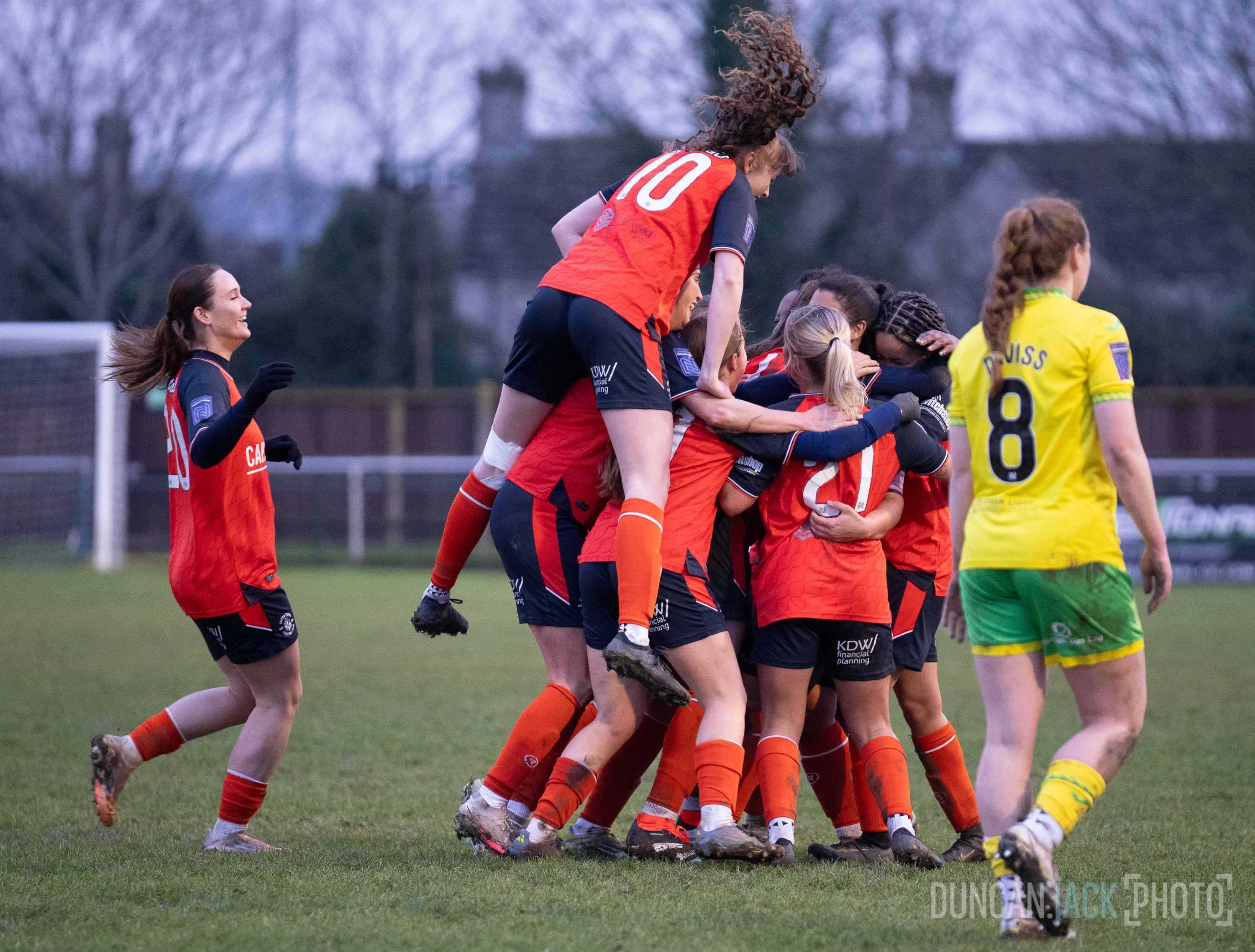 Ladies Norwich 11 Image