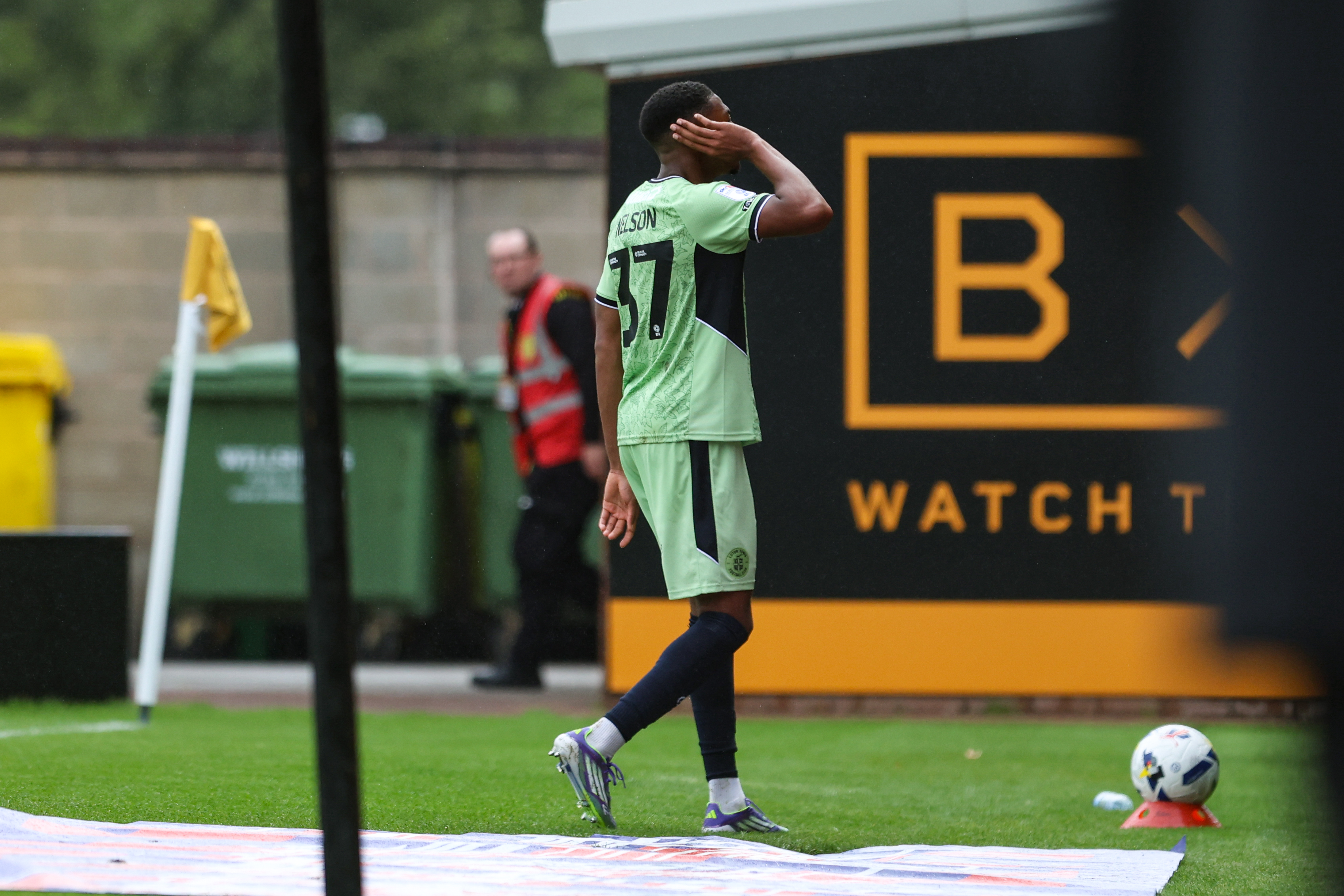 GD Burton v Luton 30AUG25 066 Image