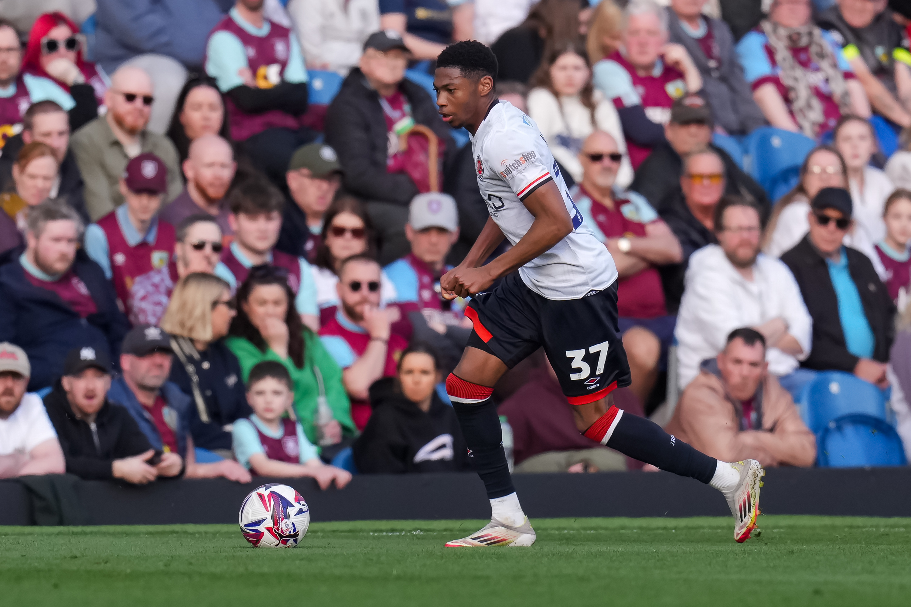 PMI Burnley v Luton 08MAR25 0049 Image