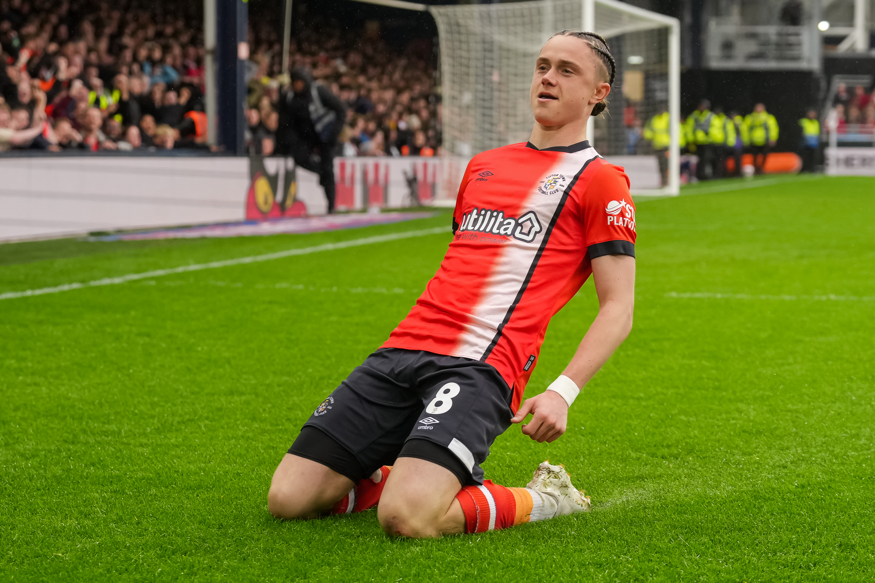 PMI Luton v Bristol City 21APR25 Aasgaard Goal 0007 Image