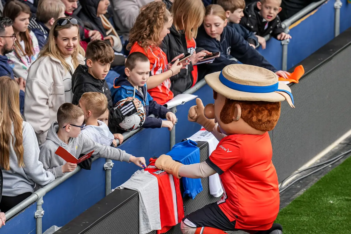 ltfc_luton_open_training_08apr24_086.jpg