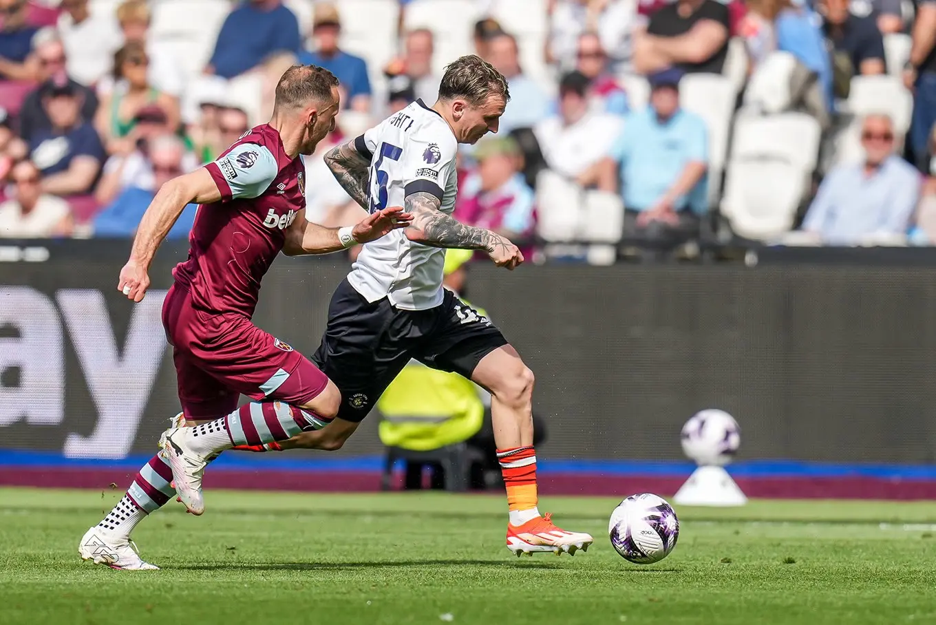 ltfc_west_ham_v_luton_11may24_027.jpg