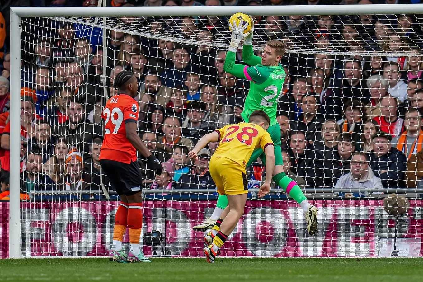 ltfc_luton_v_sheffutd_10feb24_052.jpg