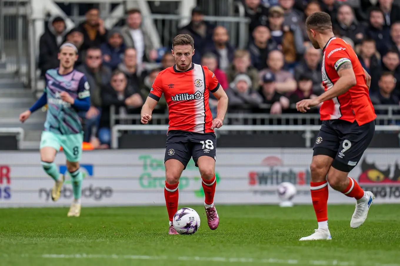 ltfc_luton_v_brentford_20apr24_024.jpg