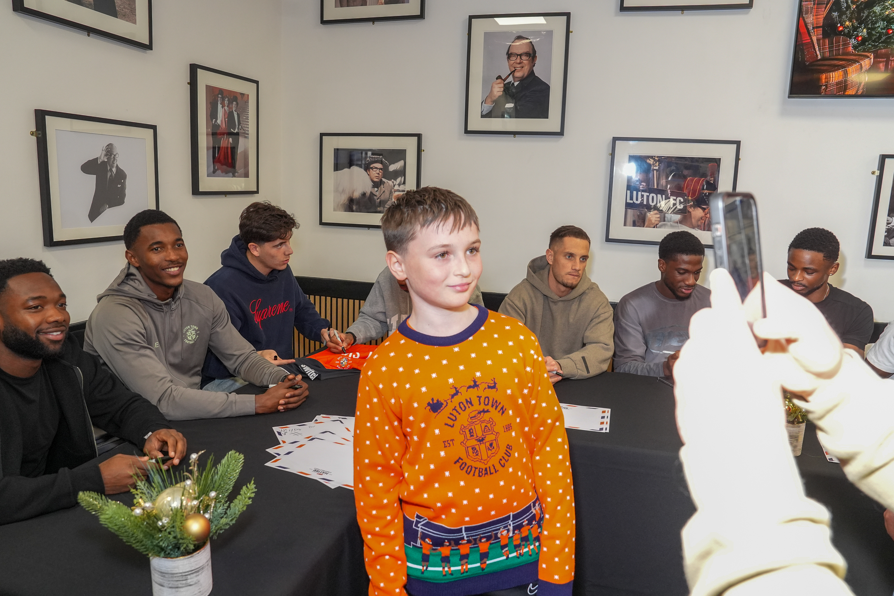 PMI LTFC Junior Christmas Party 22DEC25 0050 Image