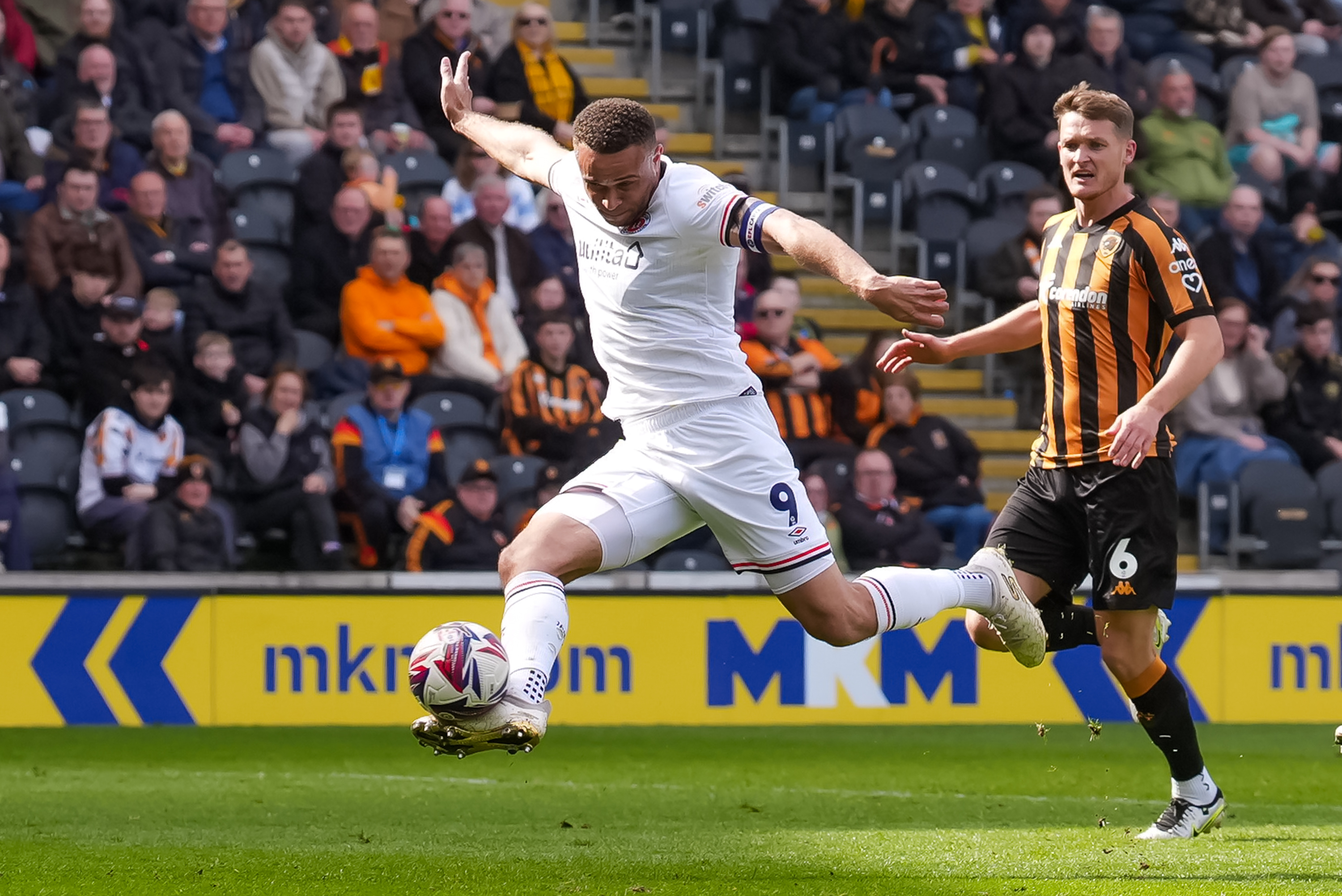 PMI Hull v Luton 29MAR25 0054 Image