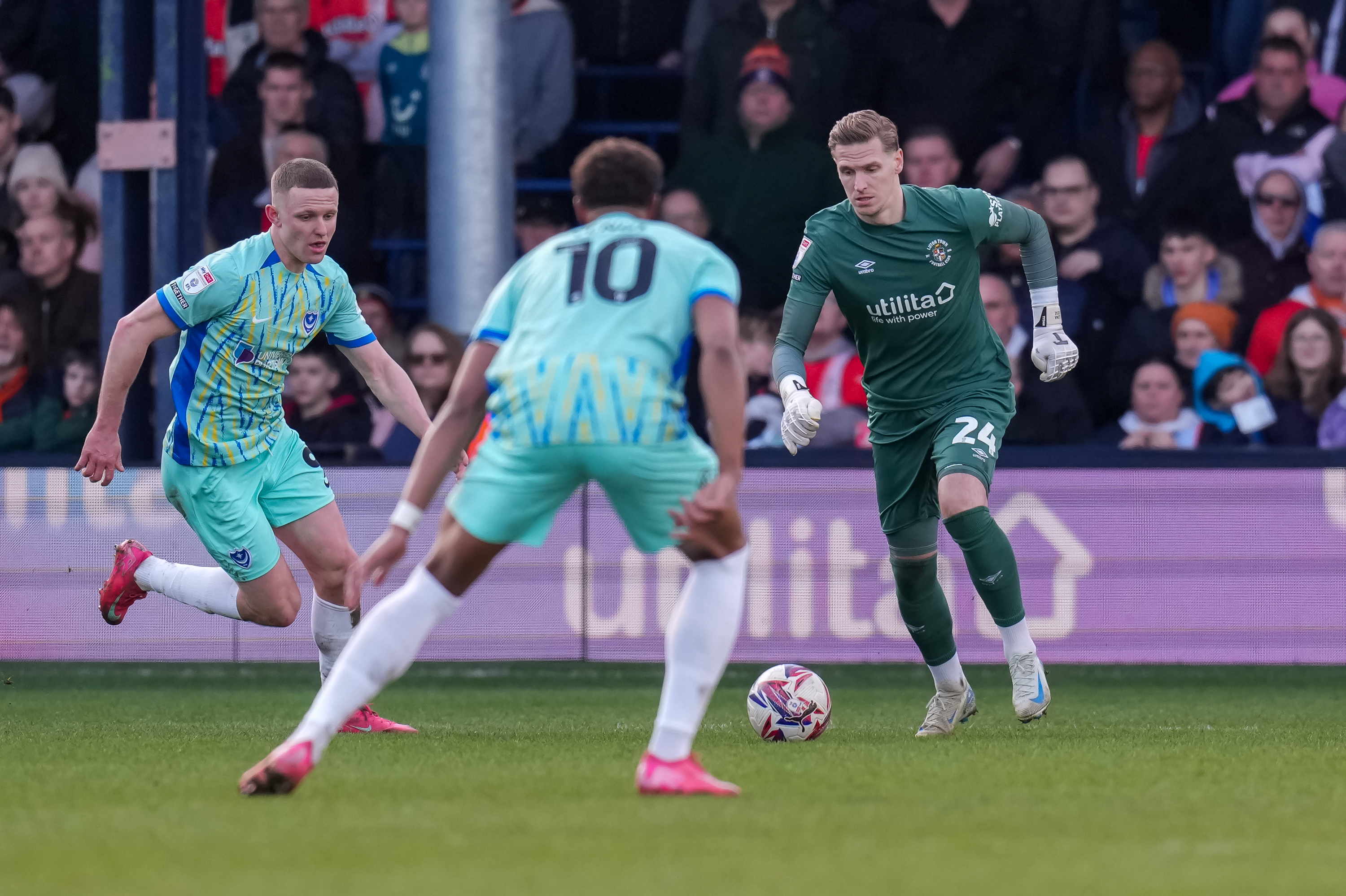 PMI Luton v Portsmouth 01MAR25 0043 Image