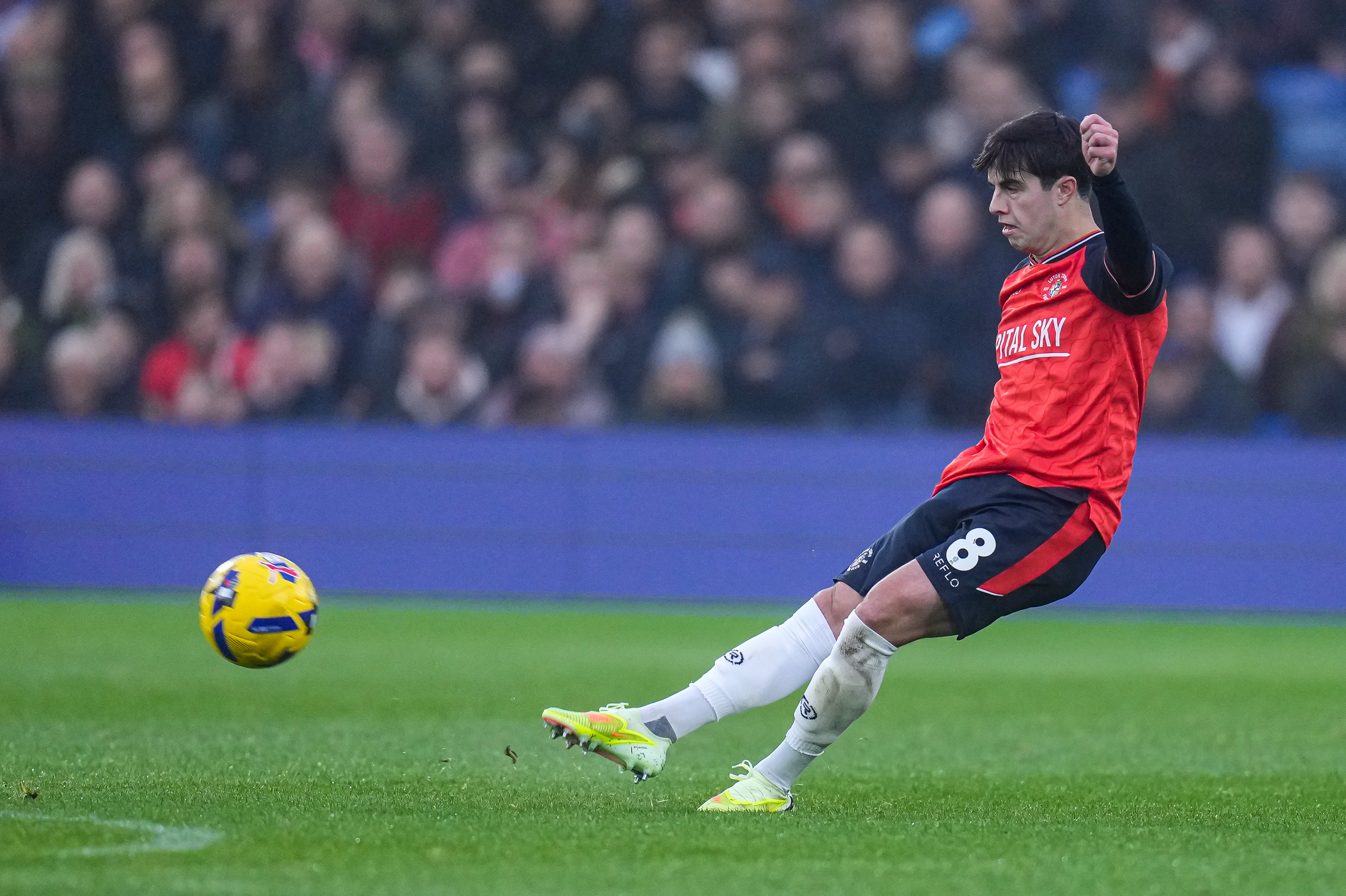 PMI Luton v Rotherham 15NOV25 0122 Image