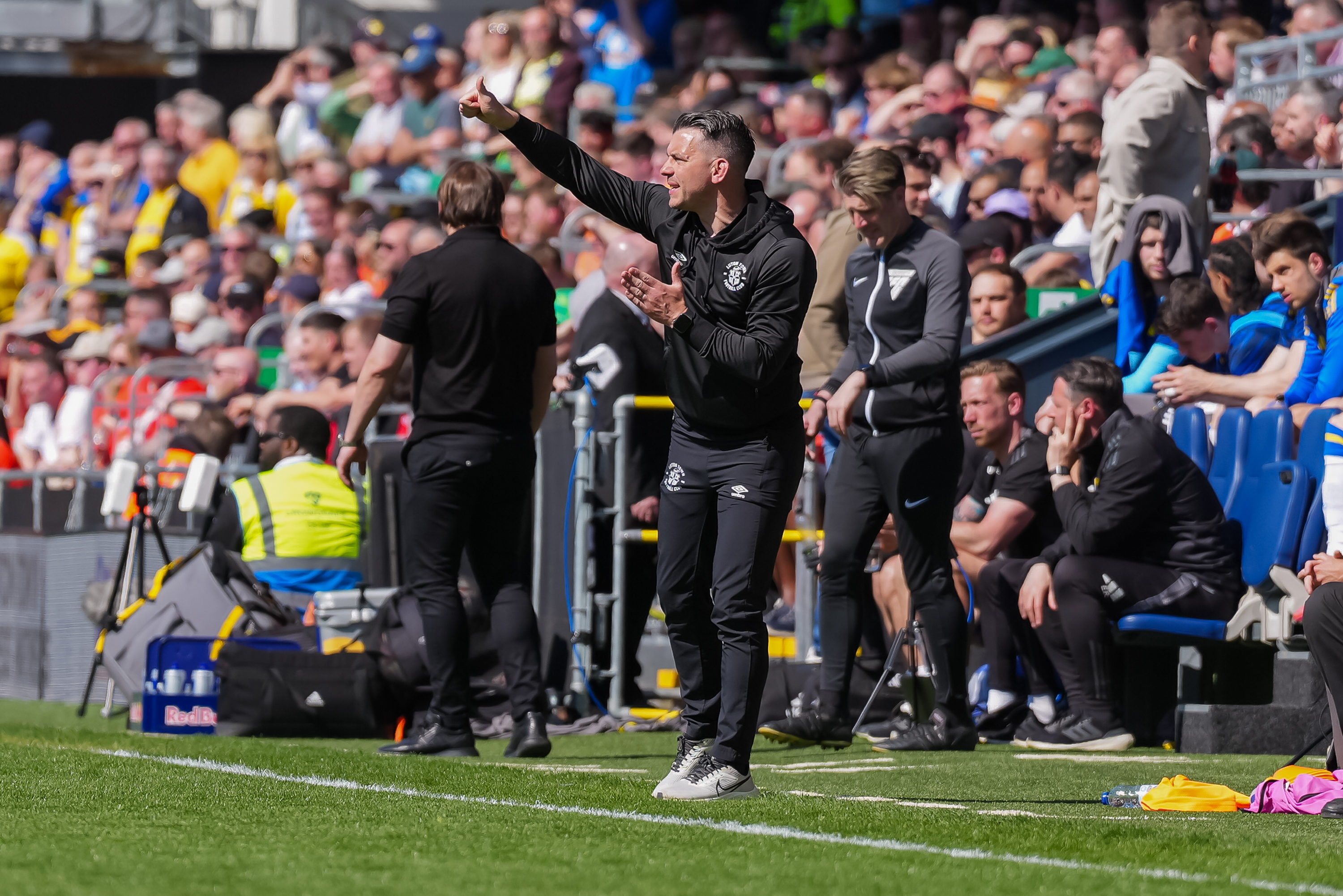 PMI Luton v Leeds 05APR25 0032 Image