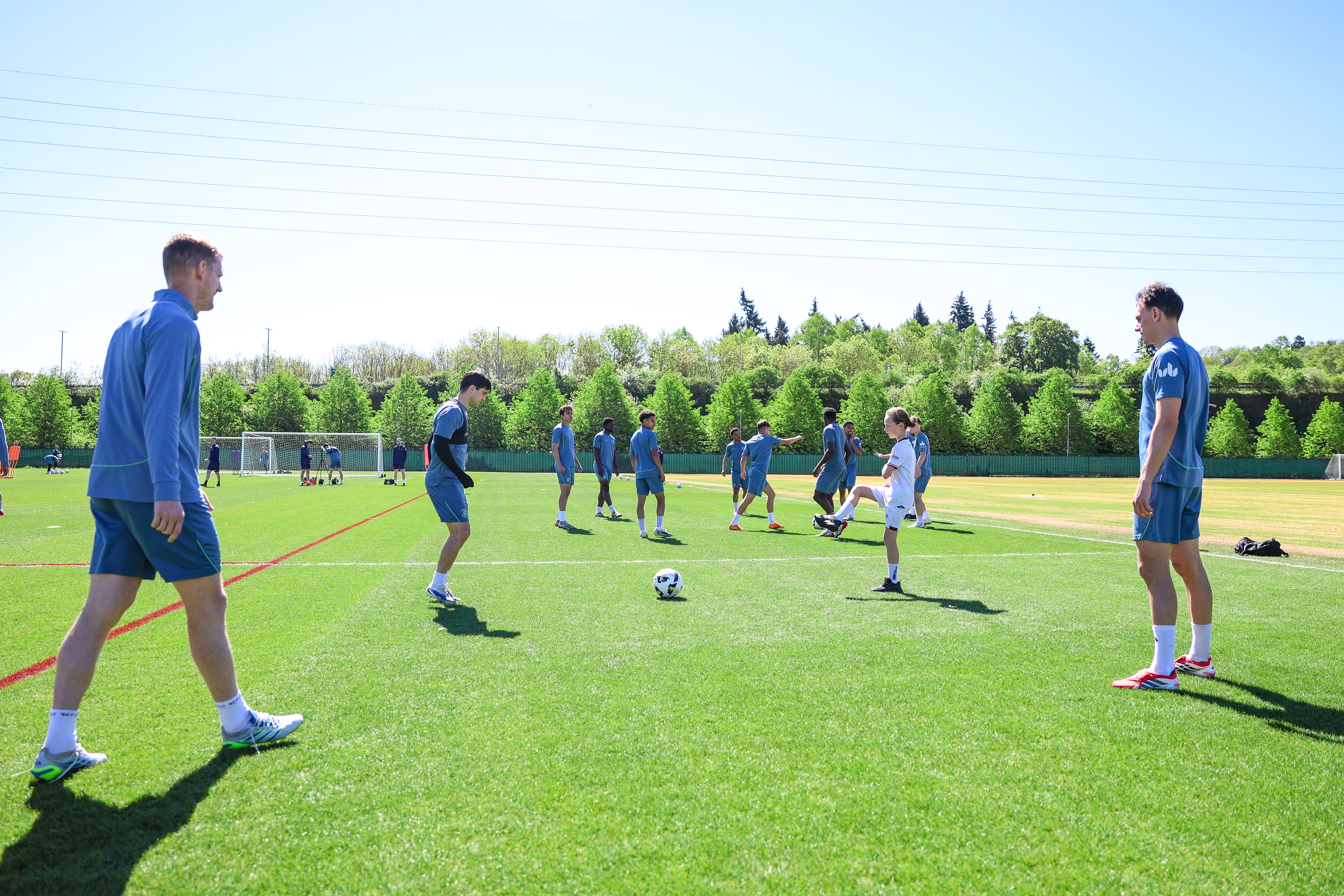 GD Luton Training Pre Bolton Away 025 Image