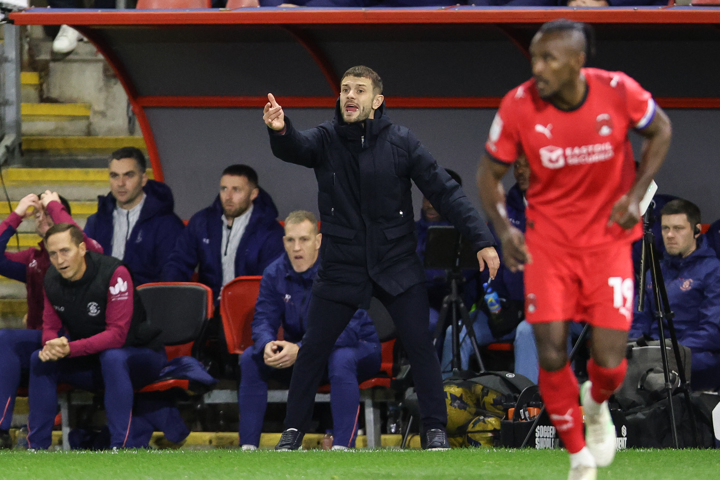 GD Orient v Luton 09DEC25 006 Image