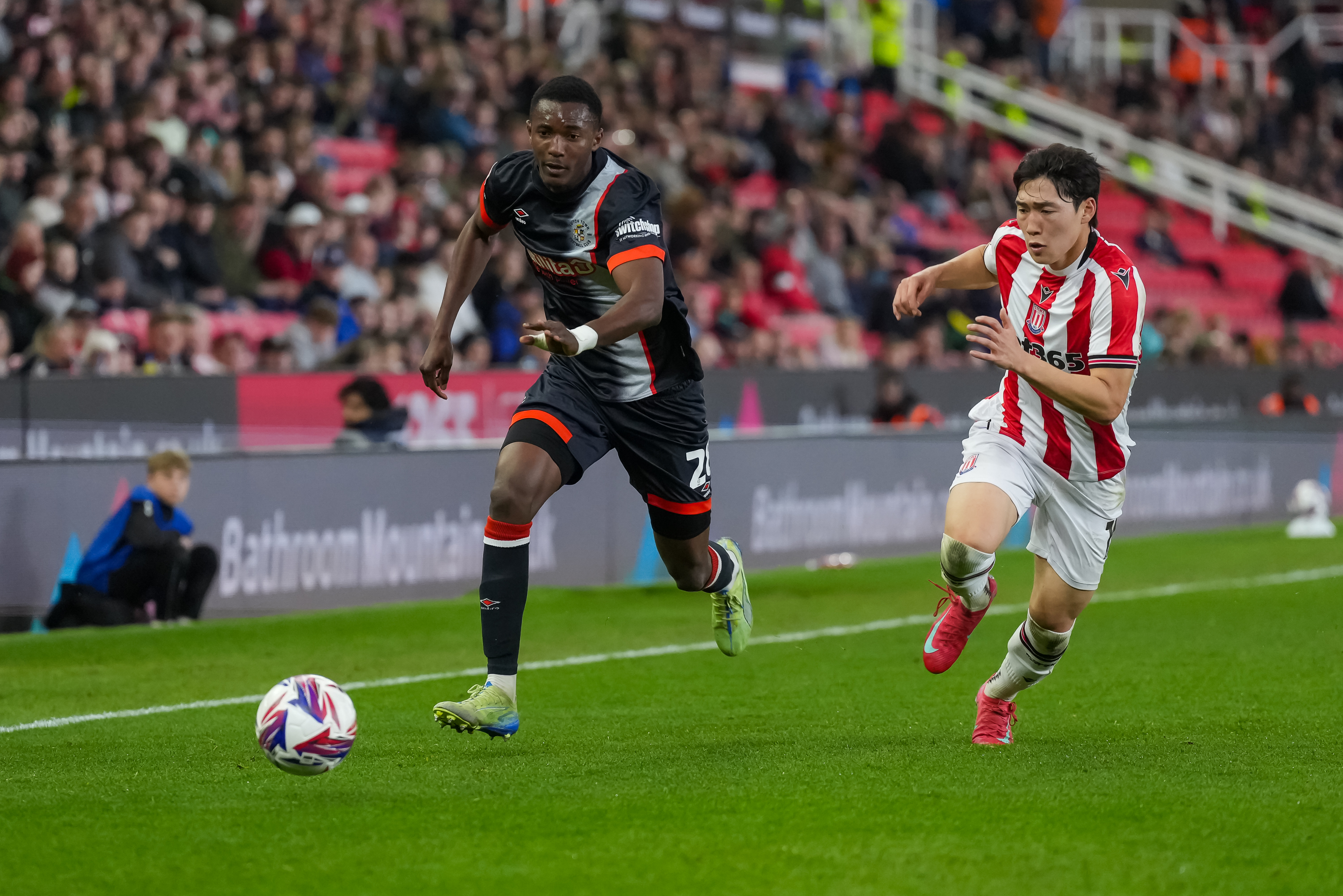 PMI Stoke v Luton 08APR25 0028 Image